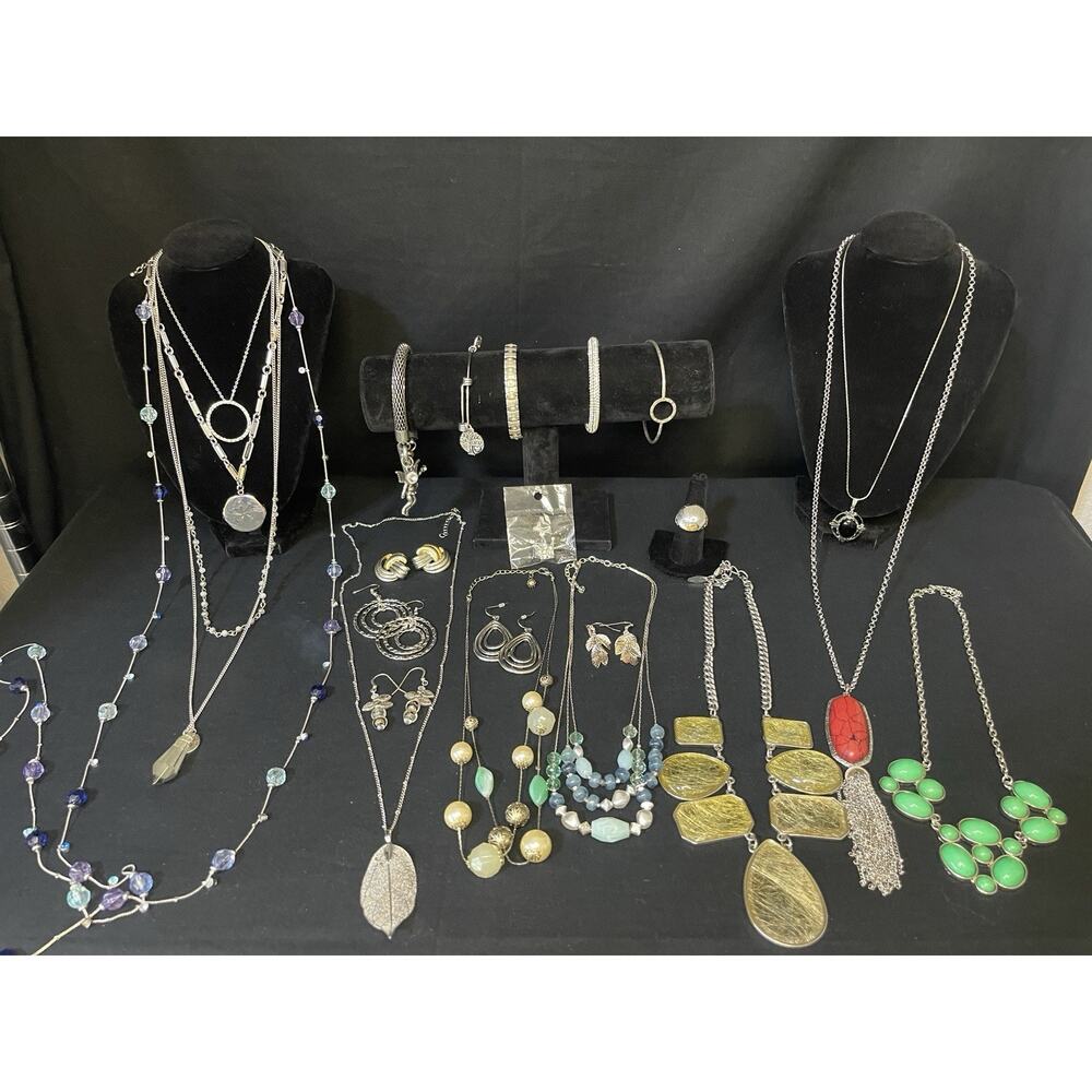Vintage To Now Estate Lot Silver tone Jewelry Necklace Bracelet Earrings Ring